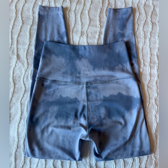 Beyond Yoga Olympus High waisted Soft Blue Leggings - Picture 1 of 5